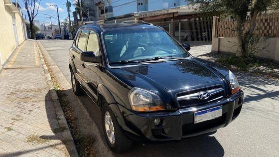 HYUNDAI TUCSON 2.0 MPFI GLS 16V 143CV 2WD FLEX 4P AUTOMÁTICO HYUNDAI TUCSON 2.0 MPFI GLS 16V 143CV 2WD FLEX 4P AUTOMÁTICO
